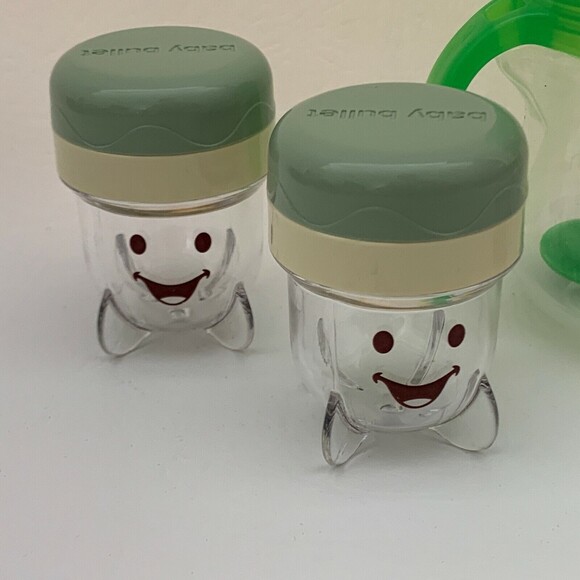 Baby Bullet Food Storage Jars and Munchkin Sippy Cup - Picture 2 of 8